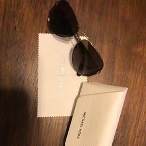 Michael Kors sunglasses 🕶